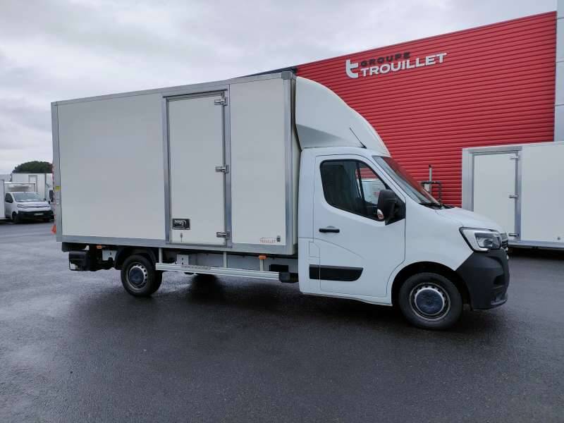 Renault Master Chassis Cabine 20M3 145 CV FOURGON HAYON 3.5T