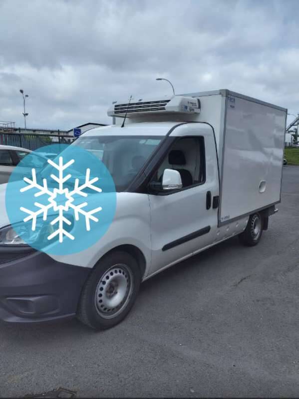 Fiat Doblo Plancher Cabine FRIGO 5M3 105 CV CAISSE CAZAUX GROUPE THERMOKING V200 MAX 2,5 T