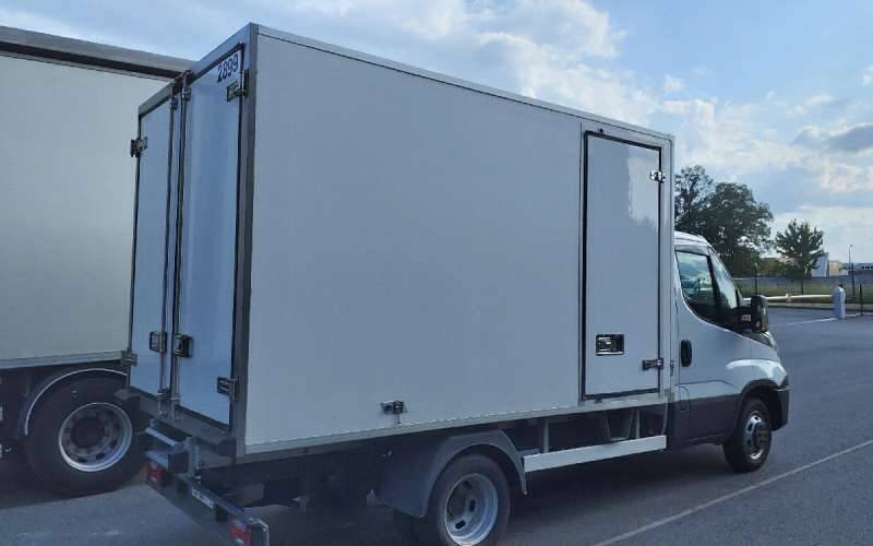 Iveco Daily Chassis Cabine 12M3 140 CV RJ CAISSE CAZAUX GROUPE THERMOKING V300 MAX 3,5 T