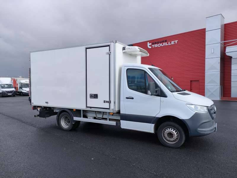 Mercedes Sprinter Chassis Cabine 12M3 160 CV RJ HAYON CAISSE CAZAUX GROUPE THERMOKING V300 MAX SPECTRUM 3,5 T