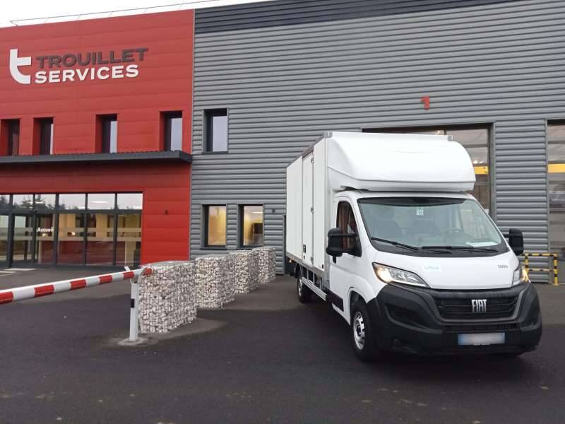 Fiat Ducato Chassis Cabine 20M3 140 CV FOURGON DEMENAGEMENT HAYON 3.5T