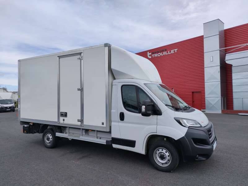 Fiat Ducato Chassis Cabine 20M3 140 CV HAYON FOURGON 3.5T