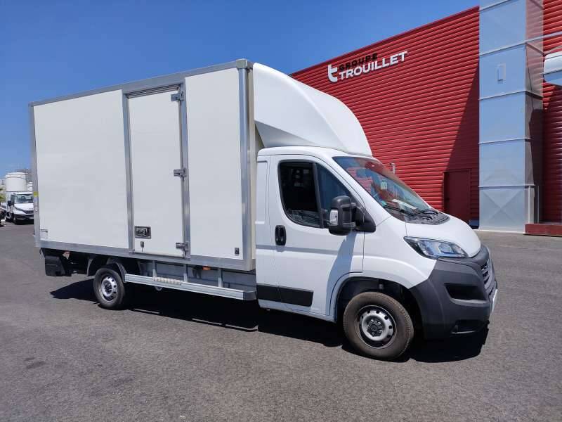 Fiat Ducato Chassis Cabine 20M3 140 CV HAYON FOURGON 3.5T