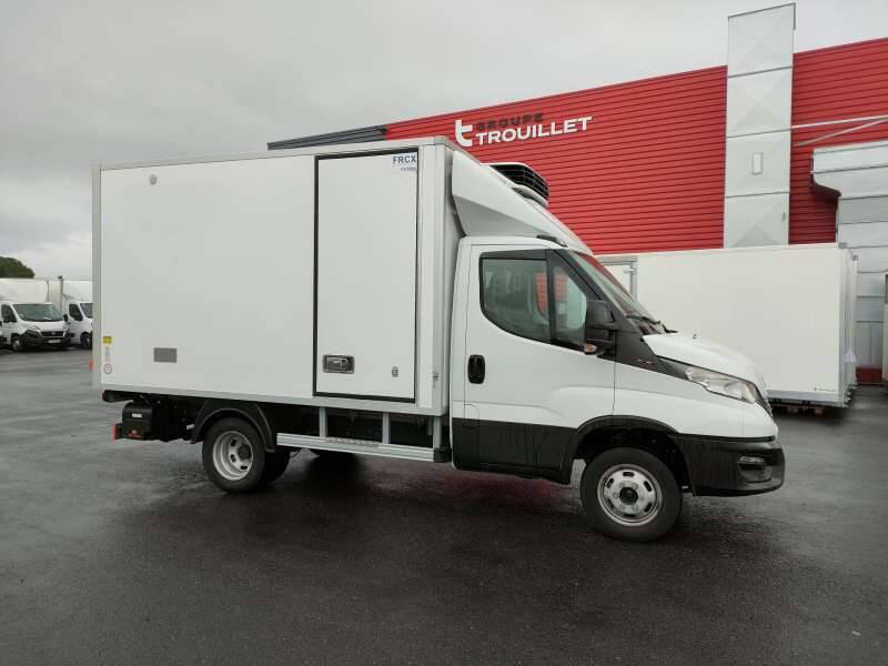Iveco Daily Chassis Cabine FRIGO 12M3 160 CV ROUES JUMELEES HAYON CAISSE CAZAUX GROUPE CARRIER 3.5 T