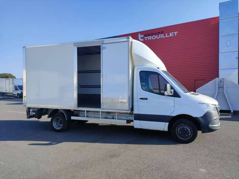Mercedes-benz Sprinter Chassis Cabine 20M3 FOURGON HAYON 3.5 T