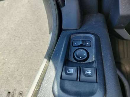 Nissan Interstar Chassis Simple Cabine 20M3 CHASSIS CABINE HAYON DCI 145 CH