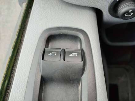 Ford Transit Chassis Cabine 20M3 130 CV FOURGON HAYON 3,5 T