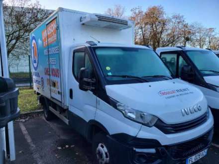 Iveco Daily Fourgon 12M3 140 CV RJ HAYON CAISSE CAZAUX GROUPE THERMOKING V300 MAX 3.5 T