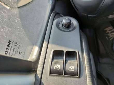 Iveco Daily Chassis Cabine 20M3 160 CV FOURGON RJ HAYON 3,5 T