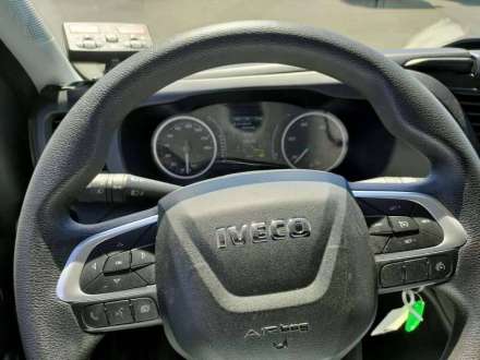Iveco Daily Chassis Cabine FRIGO 12M3 160 CV RJ CAISSE CAZAUX GROUPE CARRIER PULSOR 400 MT 3,5 T
