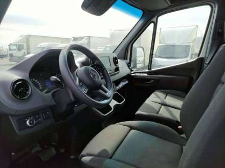 Mercedes-benz Sprinter Fourgon 20M3 FOURGON HAYON 3.5 T
