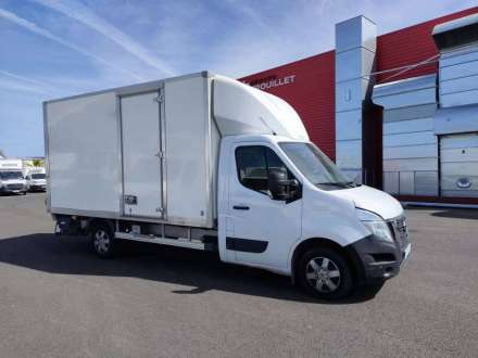 Nissan Nv400 Chassis Cabine 20M3 145 CV FOURGON HAYON 3.5 T