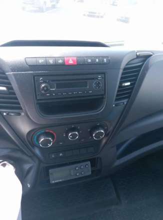 Iveco Daily Chassis Cabine FRIGO 12M3 140 CV RJ CAISSE CAZAUX GROUPE THERMOKING V300 MAX 3,5 T