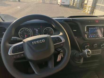Iveco Daily Chassis Cabine FRIGO POSITIF/NEGATIF 12M3 160 CV RJ HAYON 3,5 T