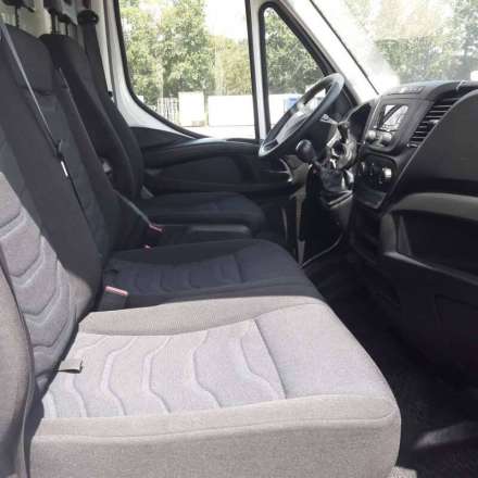 Iveco Daily Chassis Cabine FRIGO OPTION HAYON - 12M3 140 CV RJ CAISSE CAZAUX GROUPE CARRIER XARIOS 350 3,5 T