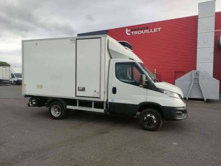 Iveco Daily Chassis Cabine FRIGO 12M3 160 CV ROUES JUMELEES HAYON CAISSE CAZAUX GROUPE CARRIER 3.5 T