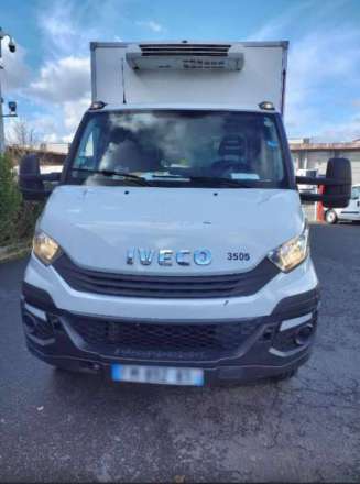 Iveco Daily Chassis Cabine FRIGO 12M3 140 CV RJ HAYON CAISSE CAZAUX GROUPE THERMOKING V300 MAX 3,5 T
