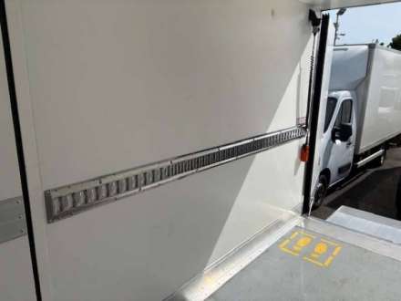 Iveco Daily Chassis Cabine FRIGO 12M3 160 CV ROUES JUMELEES HAYON CAISSE CAZAUX GROUPE THERMOKING V300 MAX 3.5 T