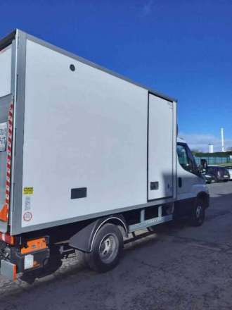 Iveco Daily Chassis Cabine FRIGO 12M3 160 CV ROUES JUMELEES HAYON CAISSE CAZAUX GROUPE THERMOKING V300 MAX 3.5 T