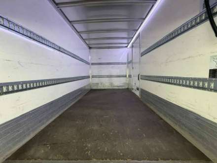 Iveco Daily Chassis Cabine 20M3 160 CV FOURGON RJ HAYON 3,5 T