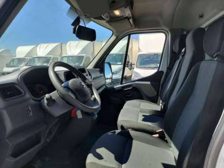 Nissan Interstar Chassis Simple Cabine 20M3 CHASSIS CABINE HAYON DCI 145 CH