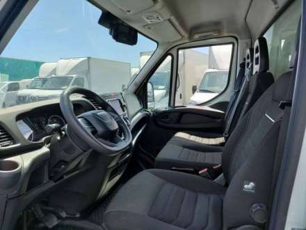 Iveco Daily Chassis Cabine 20M3 160 CV FOURGON RJ HAYON 3,5 T