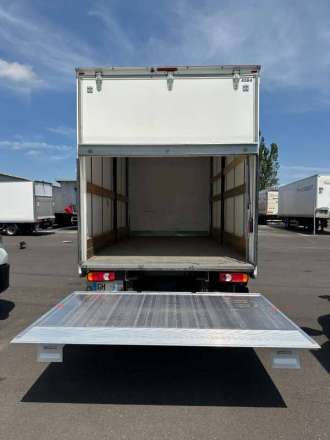 Renault Master Chassis Cabine 20M3 145 CV FOURGON HAYON 3,5 T