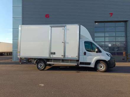 Peugeot Boxer Fourgon 20M3 140 CV FOURGON HAYON 3.5 T
