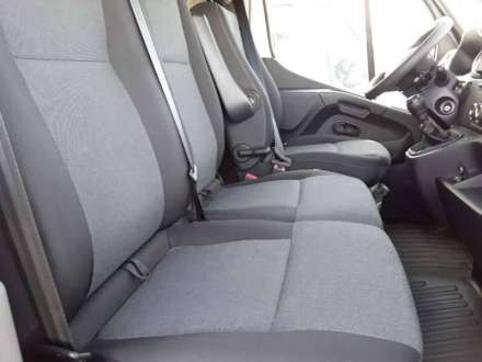 Renault Master Chassis Cabine 30M3 145 CV FOURGON 3.5 T 13P
