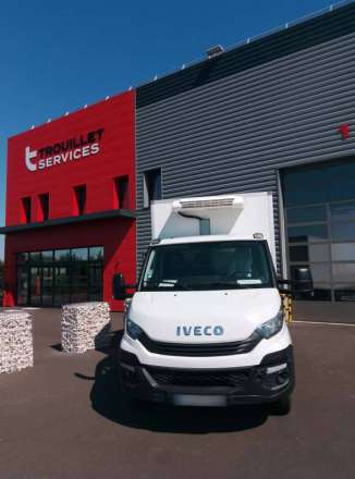 Iveco Daily Chassis Cabine FRIGO 12M3 140 CV RJ CAISSE CAZAUX GROUPE THERMOKING V300 MAX 3,5 T