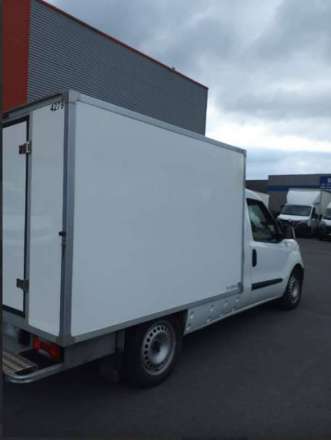 Fiat Doblo Plancher Cabine FRIGO 5M3 105 CV CAISSE CAZAUX GROUPE THERMOKING V200 MAX 2,5 T
