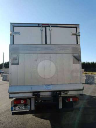 Iveco Daily Chassis Cabine FRIGO 12M3 160 CV RJ HAYON CAISSE CAZAUX GROUPE CARRIER PULSOR 400 MT 3,5 T
