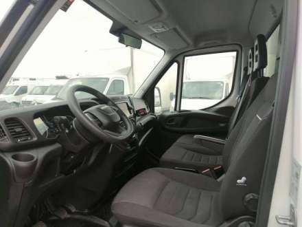 Iveco Daily Chassis Cabine FRIGO 12M3 160 CV ROUES JUMELEES HAYON CAISSE CAZAUX GROUPE THERMOKING V300 MAX 3.5 T