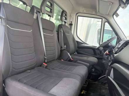 Iveco Daily Chassis Cabine FRIGO 12M3 160 CV ROUES JUMELEES HAYON CAISSE CAZAUX GROUPE THERMOKING V300 MAX 3.5 T