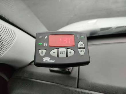 Iveco Daily Chassis Cabine FRIGO POSITIF/NEGATIF 14M3 160 CV RJ HAYON 3,5 T