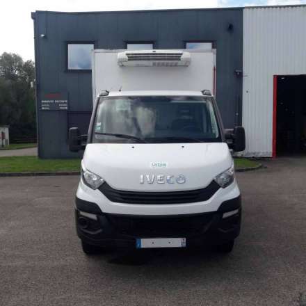 Iveco Daily Chassis Cabine FRIGO OPTION HAYON - 12M3 140 CV RJ CAISSE CAZAUX GROUPE THERMOKING V300 MAX 3,5 T