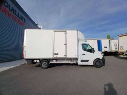 Renault Master Chassis Cabine 20M3 145 CV FOURGON HAYON 3.5T