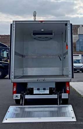Ford Transit Chassis Cabine FRIGO 12M3 130 CV ROUES JUMELEES HAYON CAISSE CAZAUX GROUPE THERMOKING MONOTEMPERATURE V300 MAX 3,5 T