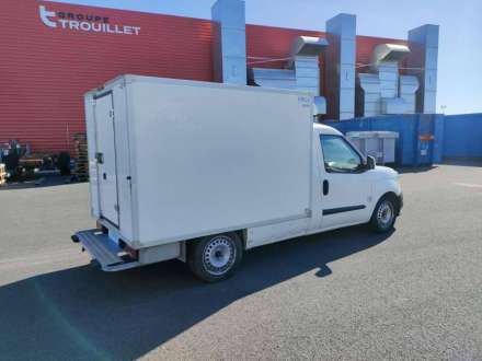 Fiat Doblo Plancher Cabine FRIGO 5M3 105 CV CAISSE CAZAUX GROUPE THERMOKING V200 MAX 2,5 T