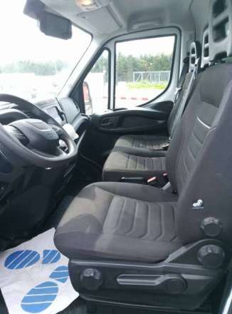 Iveco Daily Chassis Cabine 20M3 160 CV FOURGON RJ HAYON 3,5 T