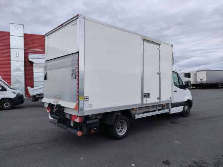 Mercedes Sprinter Chassis Cabine 20M3 170 CV FOURGON HAYON 3.5 T