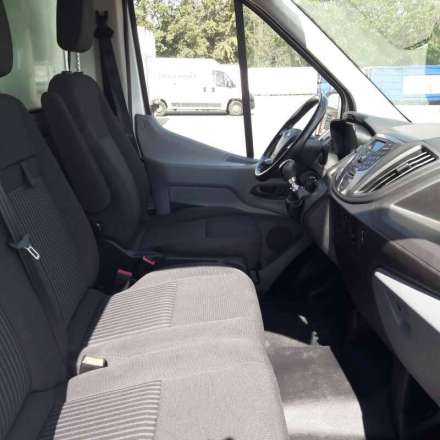 Ford Transit Chassis Cabine FRIGO 12M3 130 CV RJ CAISSE CAZAUX GROUPE THERMOKING V300 MAX 3,5 T