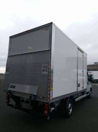Peugeot Boxer Fourgon 20M3 180 CV HAYON FOURGON 3.5 T
