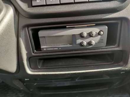 Iveco Daily Chassis Cabine FRIGO 12M3 140 CV RJ HAYON CAISSE CAZAUX GROUPE THERMOKING V300 MAX 3,5 T