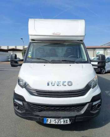 Iveco Daily Chassis Cabine 20M3 136 CV FOURGON RJ HAYON 3,5 T