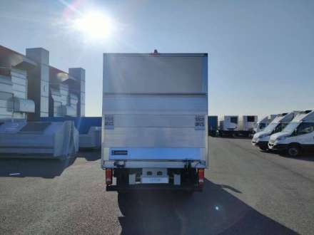 Mercedes-benz Sprinter Chassis Cabine 20M3 FOURGON HAYON 3.5 T