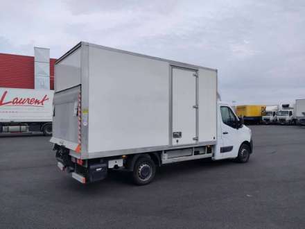 Renault Master Chassis Cabine 20M3 145 CV FOURGON HAYON 3.5T