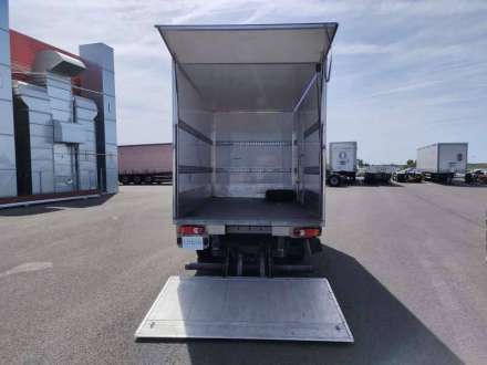 Nissan Nv400 Chassis Cabine 20M3 145 CV FOURGON HAYON 3.5 T