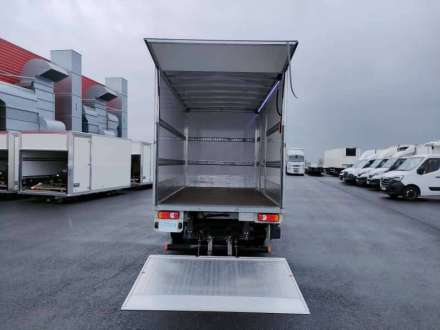 Renault Master Chassis Cabine 20M3 145 CV FOURGON HAYON 3.5T