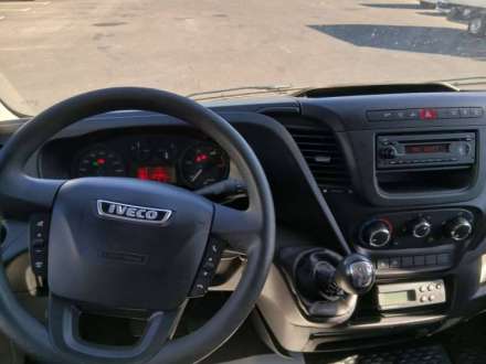 Iveco Daily Chassis Cabine FRIGO 12M3 140 CV RJ CAISSE CAZAUX GROUPE THERMOKING V300 MAX 3,5 T